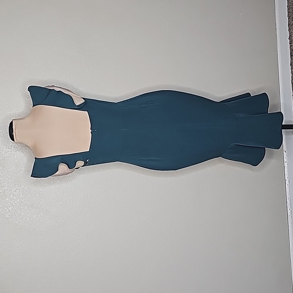 NWT Lulu's Medium Hearts Aflutter Ruffled Bodycon Midi Dress Green - Picture 5 of 12